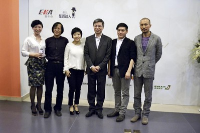 知名專家在“壹卡會2012深圳年度生活達人”頒獎禮現(xiàn)場，從不同的角度詮釋發(fā)現(xiàn)生活之美。
